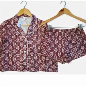 NWT (Forever21) Burgundy & Cream Pajama Set – Size Medium